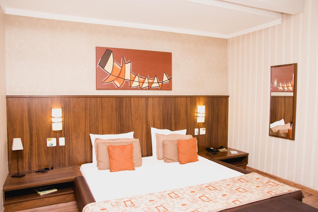 Class Hotel Varginha Varginha  Kültér fotó
